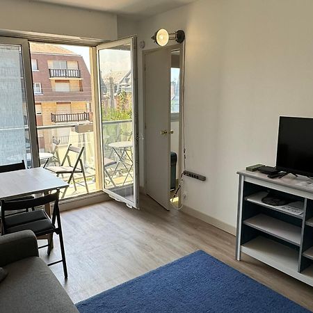 Studio Central A Cabourg Avec Balcon, Wifi Gratuit & Parking - Fr-1-487-372 Exterior foto
