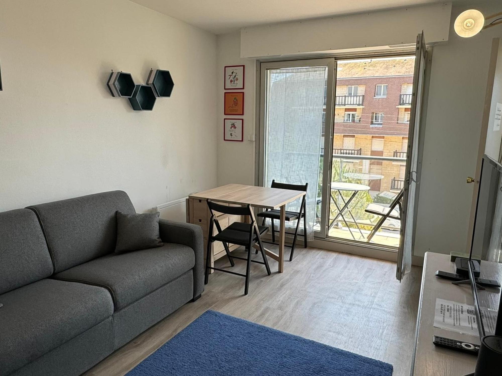 Studio Central A Cabourg Avec Balcon, Wifi Gratuit & Parking - Fr-1-487-372 Exterior foto